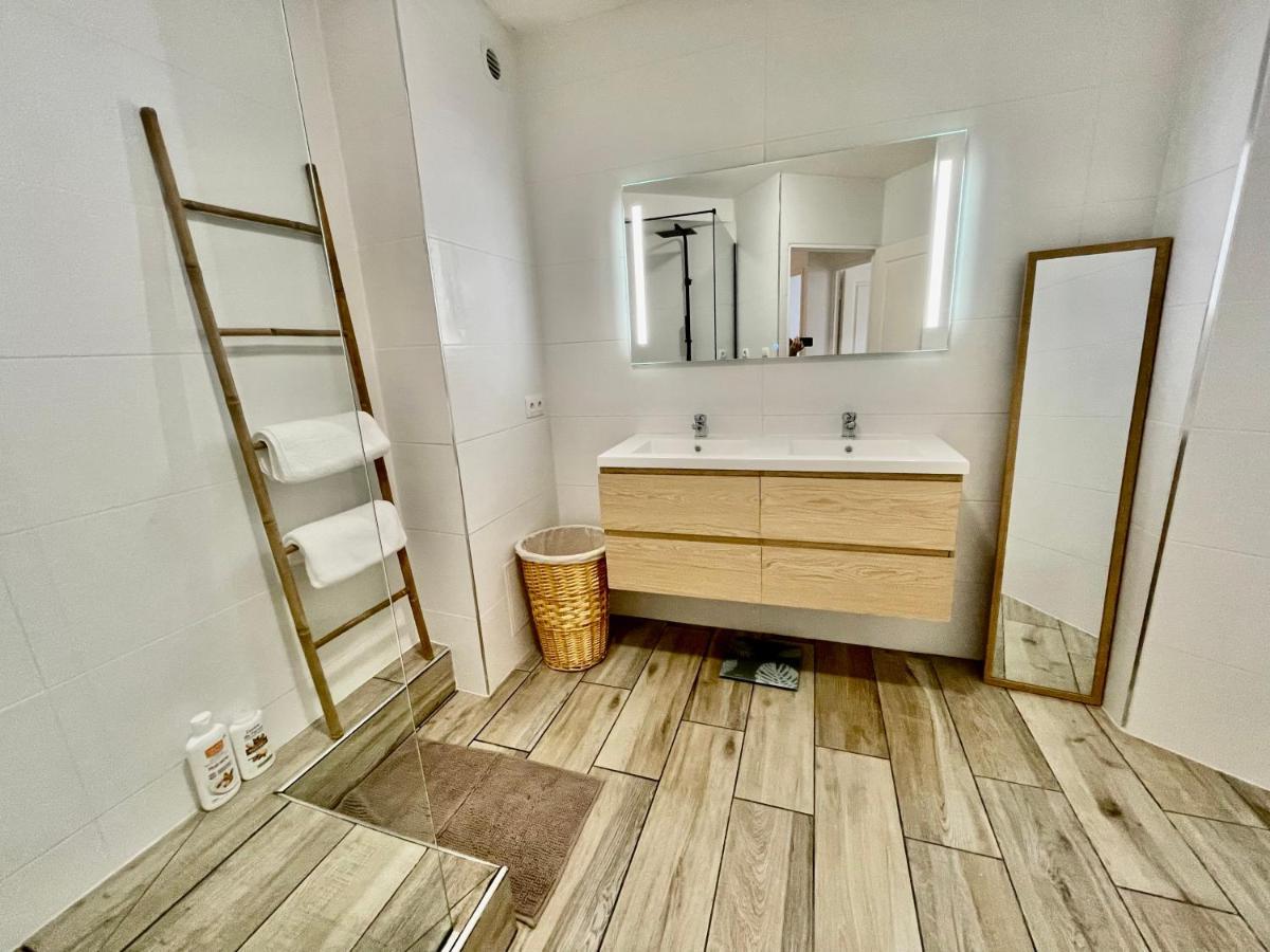 Nouveauté - L'Oasis - T3 - 70 M2 - Jacuzzi Saint-Denis Extérieur photo